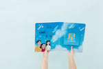 Load image into Gallery viewer, Inside lift‑the‑flap page from the bilingual Mandarin Chinese–English children’s book My Beautiful Earth, showing a star vocabulary word with simplified Chinese Pinyin and English text for early readers.
